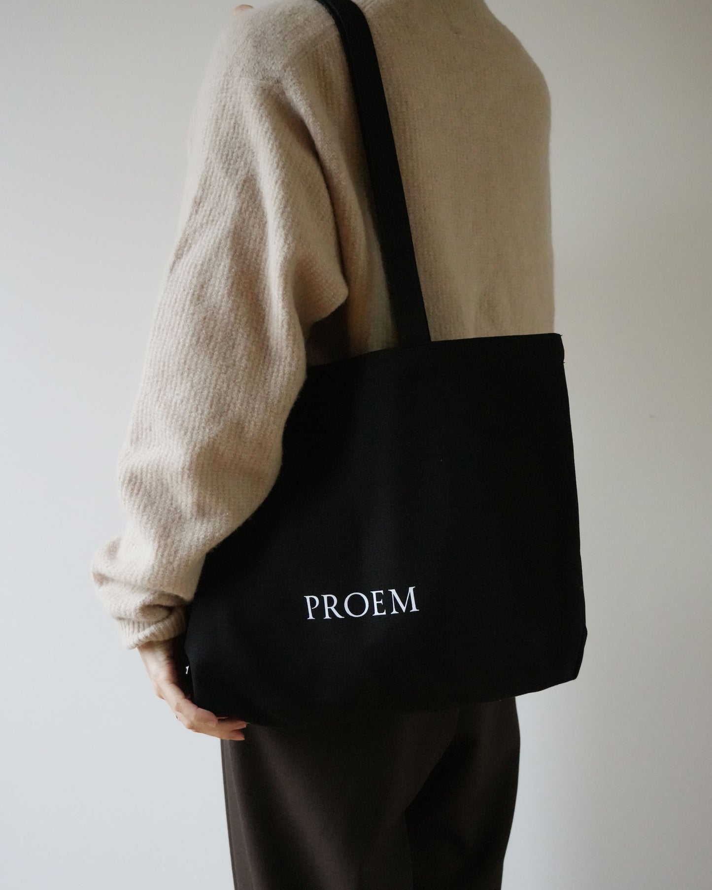 TOTE BAG, L’ESPRIT CRÉATEUR (Black)